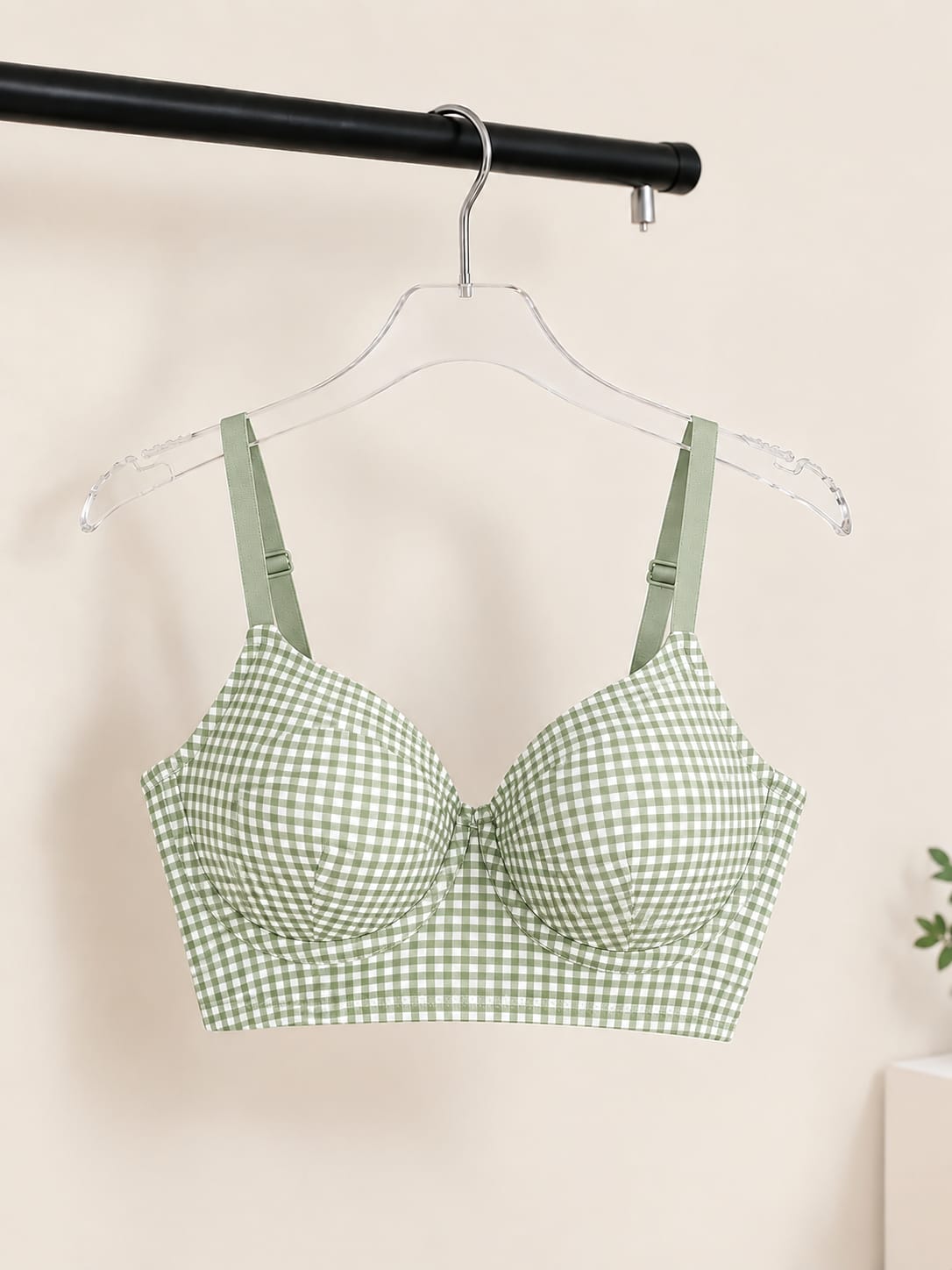 Lightly Padded Soft Fabric Bra Secretinner